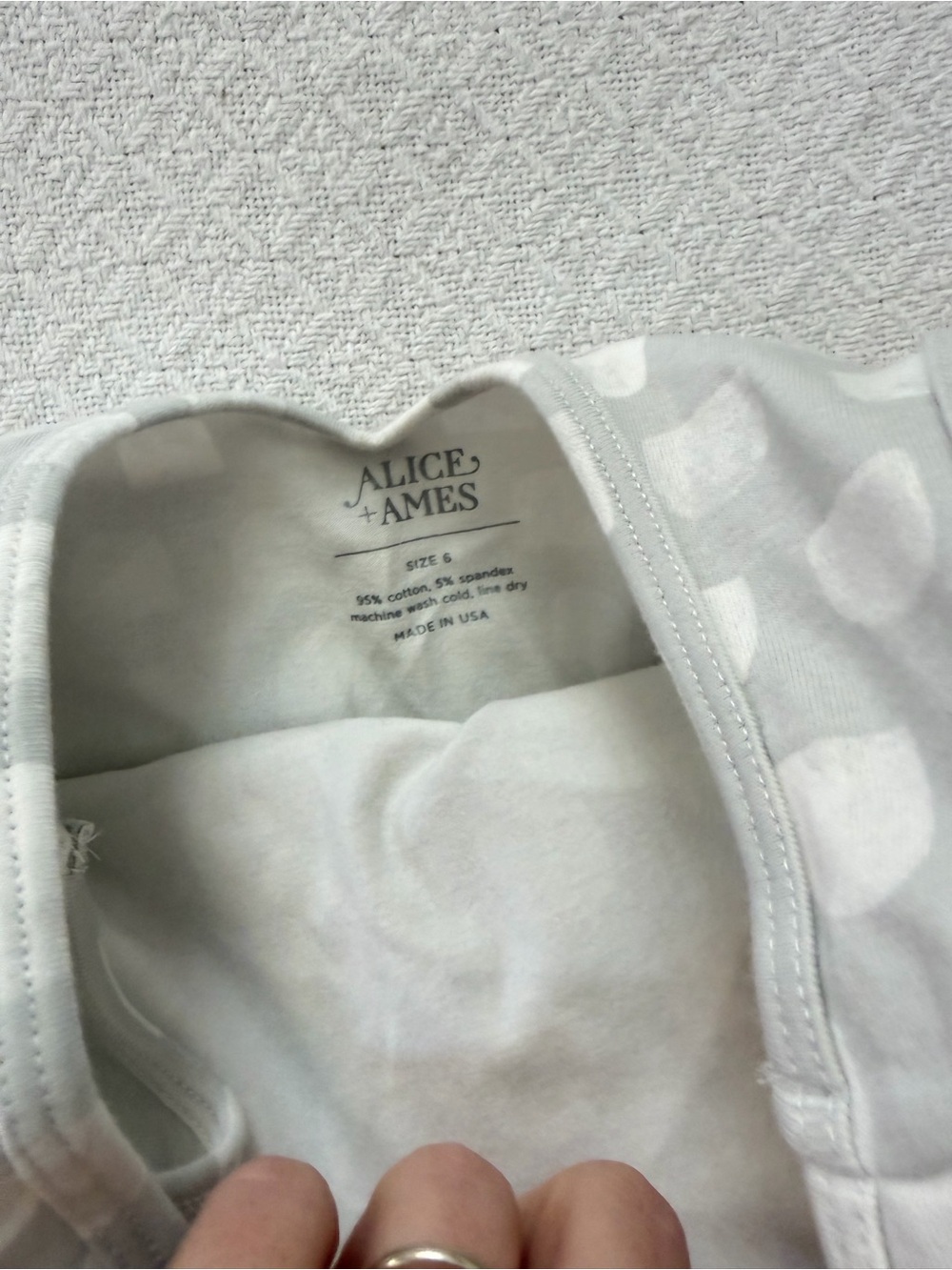 Alice + Ames Light Gray Sleeveless Patterned Twirl Dress - Picture 2 of 4